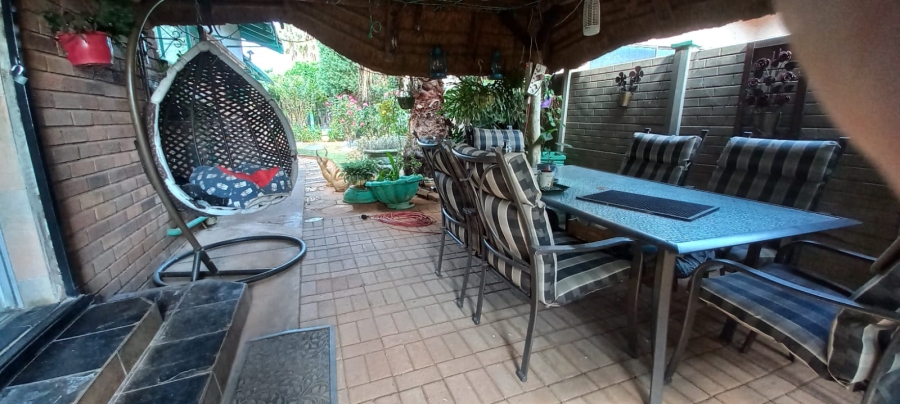 4 Bedroom Property for Sale in Randlespark North West